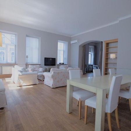 Great 144 Sq.M. Apartment In The Center Of Kiev Exteriör bild